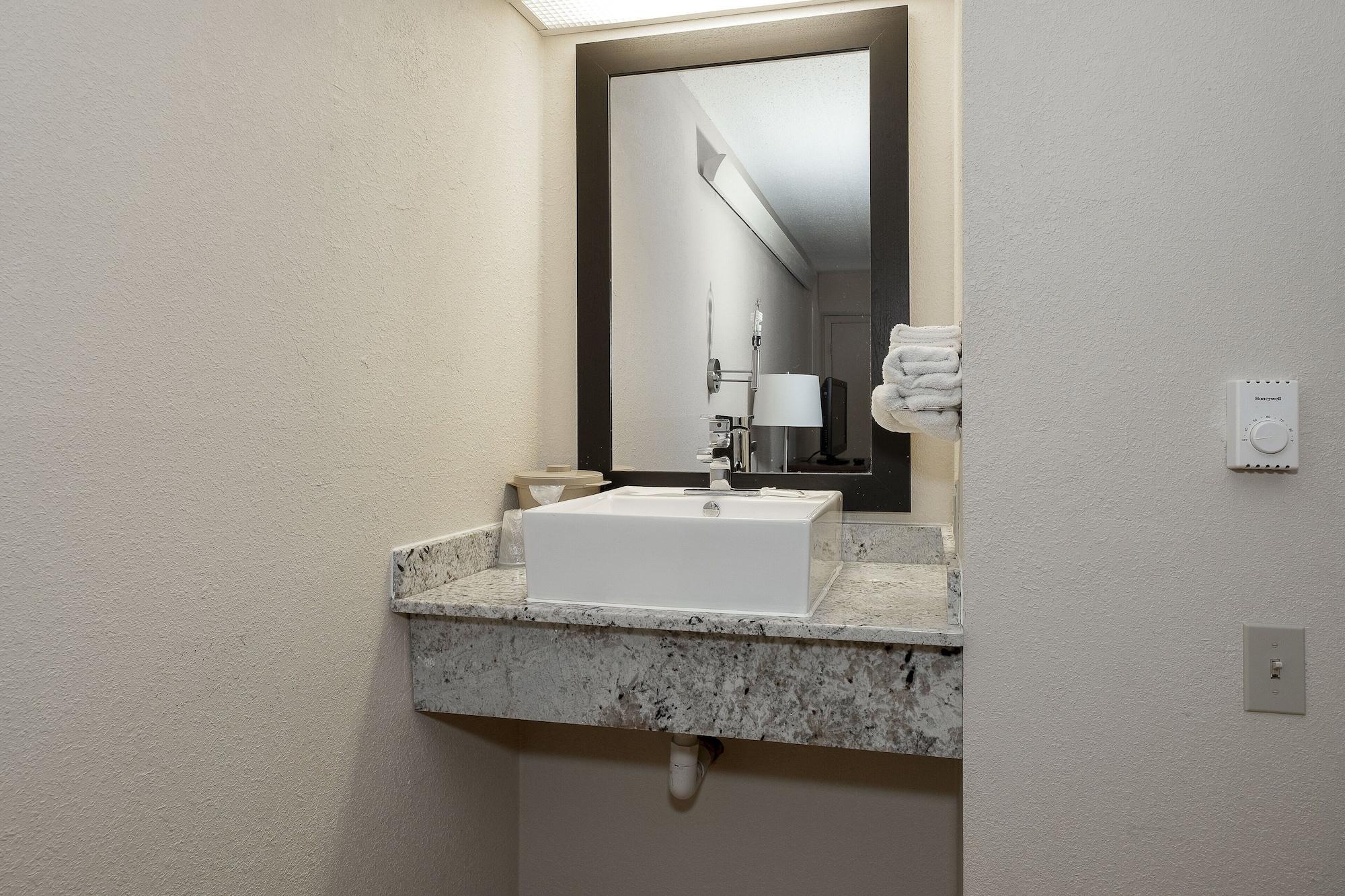 Travelodge By Wyndham Peoria Ngoại thất bức ảnh